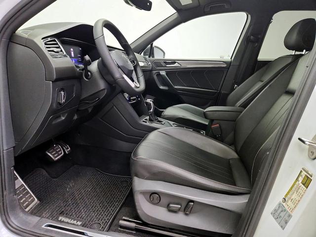 Photo of 2022 White Volkswagen Tiguan
