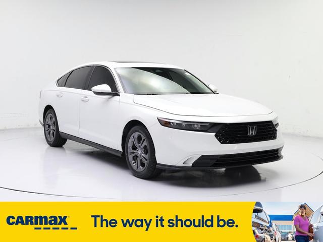 Photo of 2024 White Honda Accord