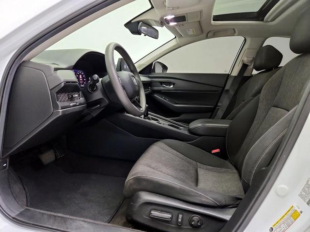 Photo of 2024 White Honda Accord