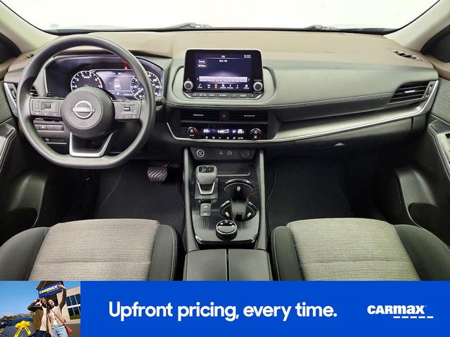 Photo of 2023 Black Nissan Rogue