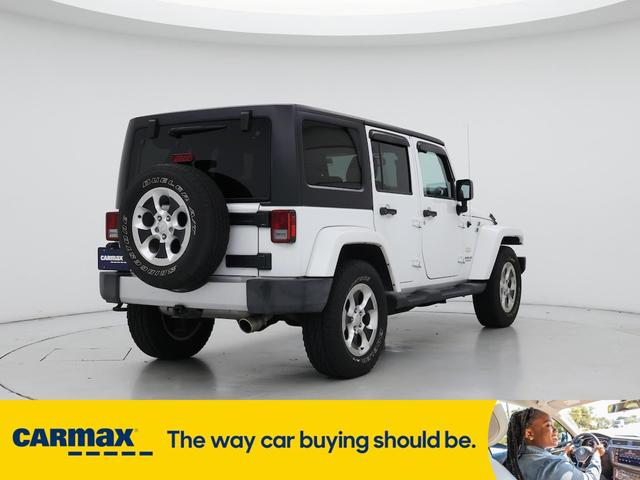 Photo of 2015 White Jeep Wrangler
