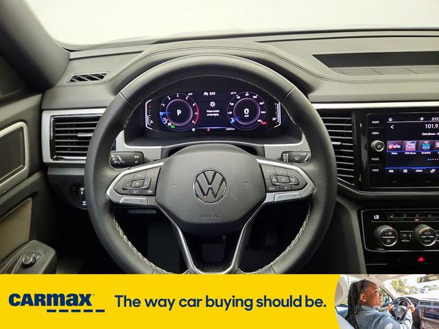 Photo of 2023 Gray Volkswagen Atlas Cross Sport