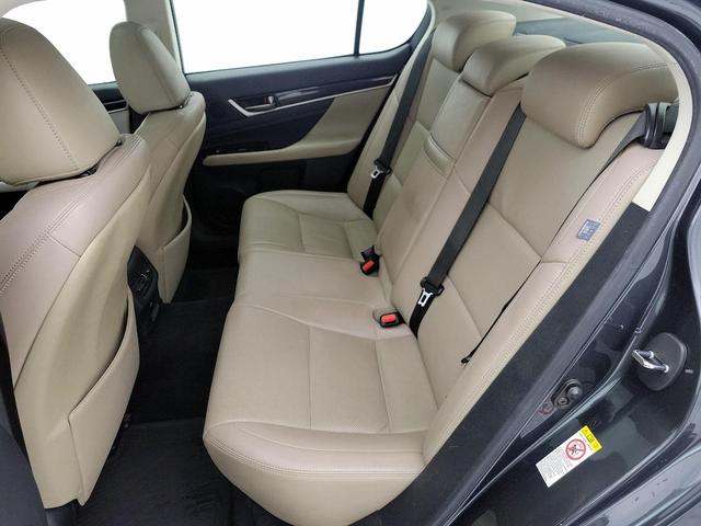 Photo of 2017 Gray Lexus GS 200t