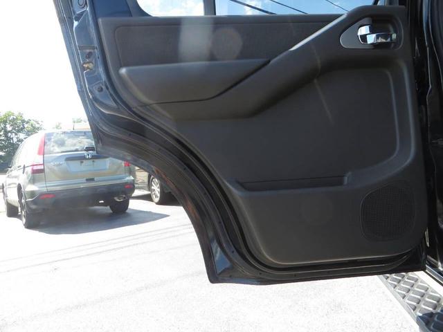 Photo of 2009 Black Nissan Pathfinder