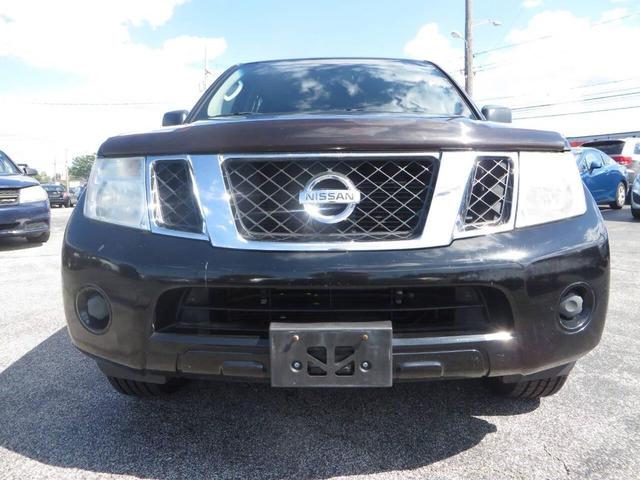 Photo of 2009 Black Nissan Pathfinder