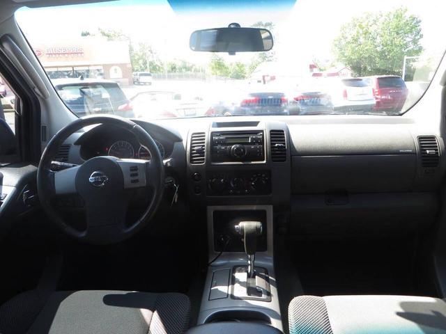 Photo of 2009 Black Nissan Pathfinder