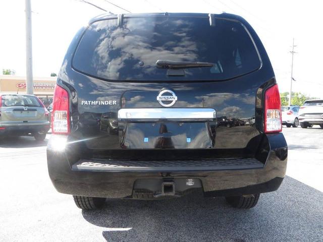 Photo of 2009 Black Nissan Pathfinder