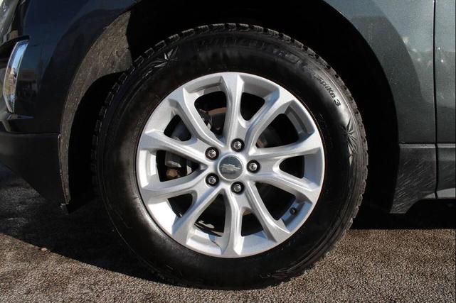 Photo of 2020 Nightfall Gray Metallic Chevrolet Equinox