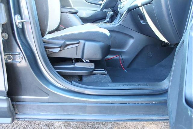 Photo of 2020 Nightfall Gray Metallic Chevrolet Equinox