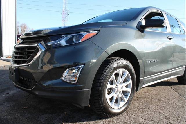 Photo of 2020 Nightfall Gray Metallic Chevrolet Equinox