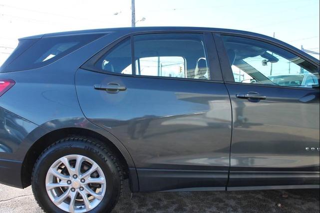 Photo of 2020 Nightfall Gray Metallic Chevrolet Equinox