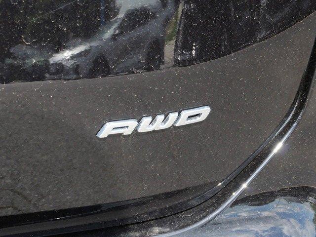 Photo of 2024 Agate Black Metallic Ford Edge
