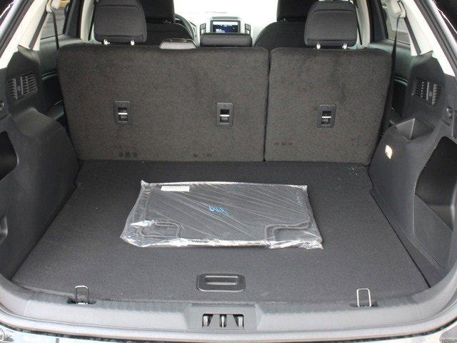 Photo of 2024 Agate Black Metallic Ford Edge