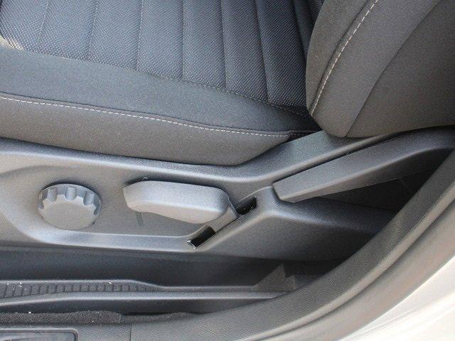 Photo of 2024 Iconic Silver Metallic Ford Edge