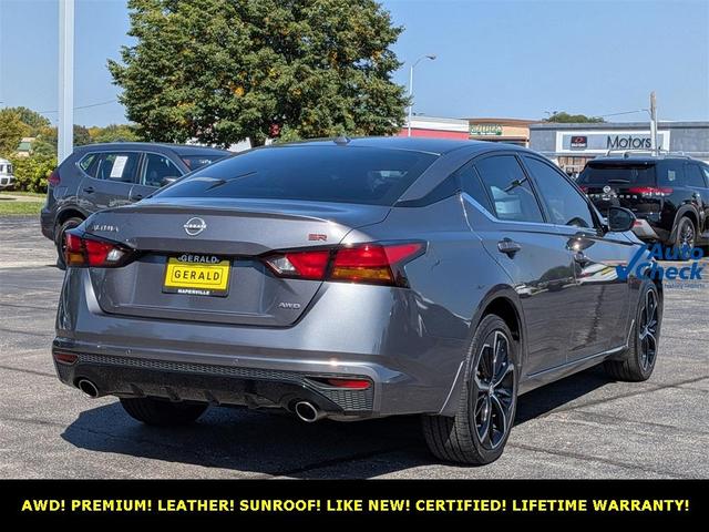 Photo of 2024 Gun Metallic Nissan Altima