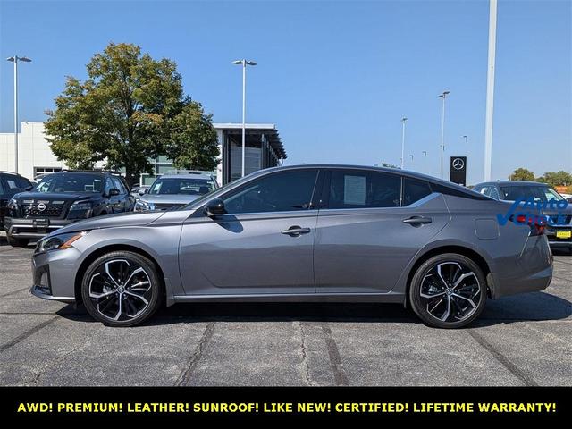 Photo of 2024 Gun Metallic Nissan Altima