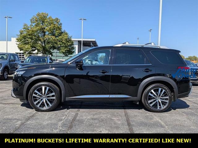 Photo of 2023 Black Nissan Pathfinder