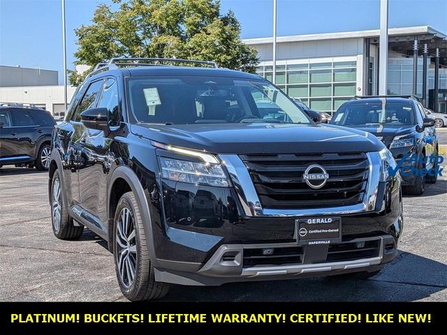 Photo of 2023 Black Nissan Pathfinder