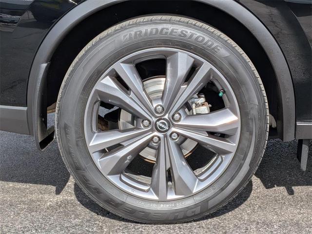 Photo of 2023 Black Nissan Murano