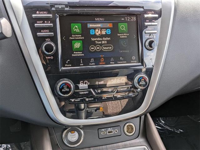Photo of 2023 Black Nissan Murano