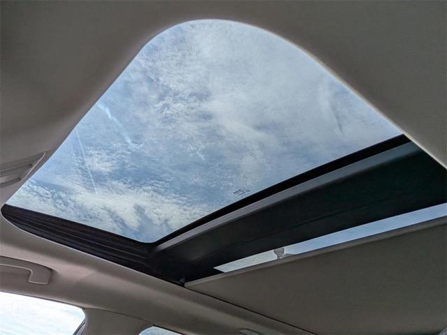 Photo of 2023 Black Nissan Murano