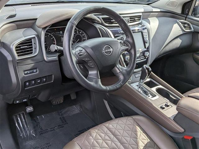 Photo of 2023 Black Nissan Murano