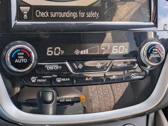 Photo of 2023 Black Nissan Murano