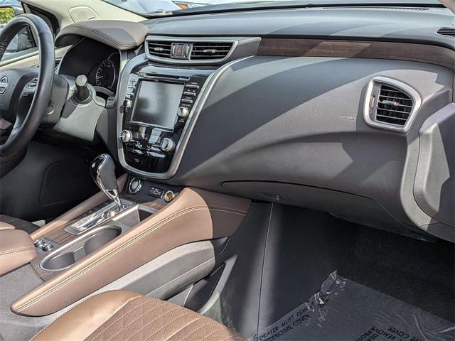 Photo of 2023 Black Nissan Murano