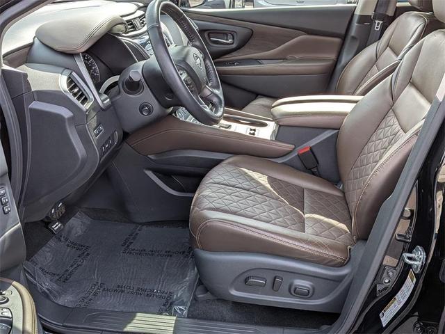 Photo of 2023 Black Nissan Murano