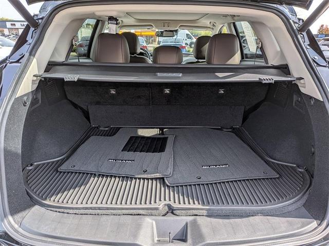 Photo of 2023 Black Nissan Murano