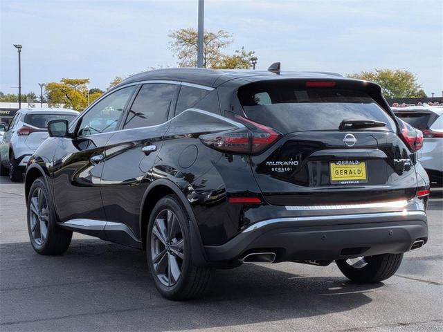 Photo of 2023 Black Nissan Murano