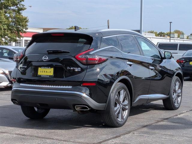 Photo of 2023 Black Nissan Murano