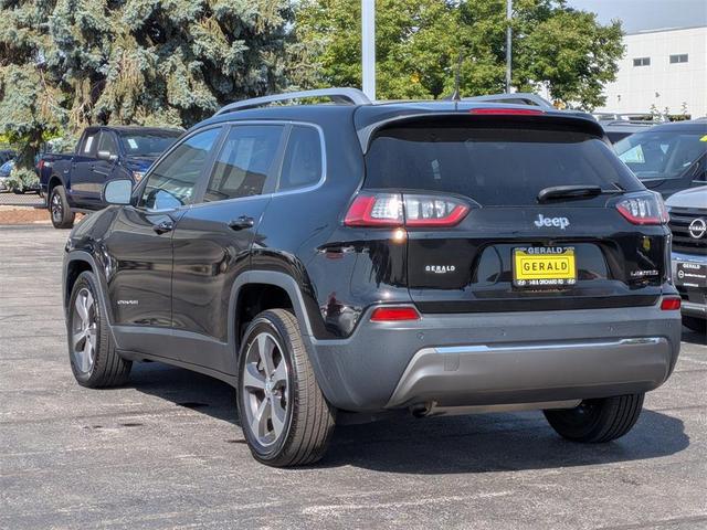 Photo of 2019 Diamond Black Jeep Cherokee