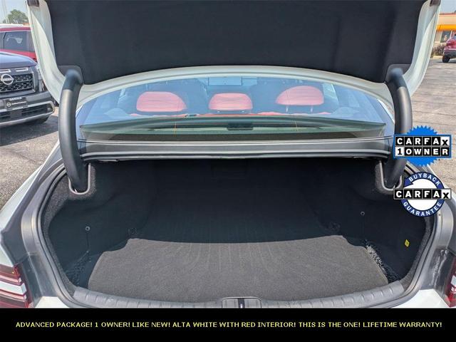 Photo of 2024 Alta White Genesis G80