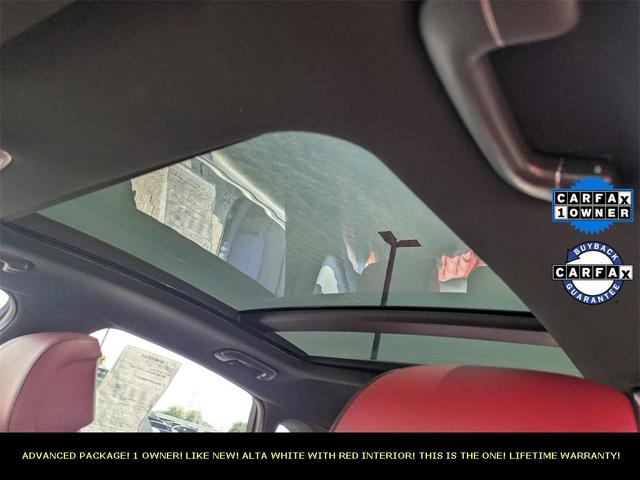 Photo of 2024 Alta White Genesis G80