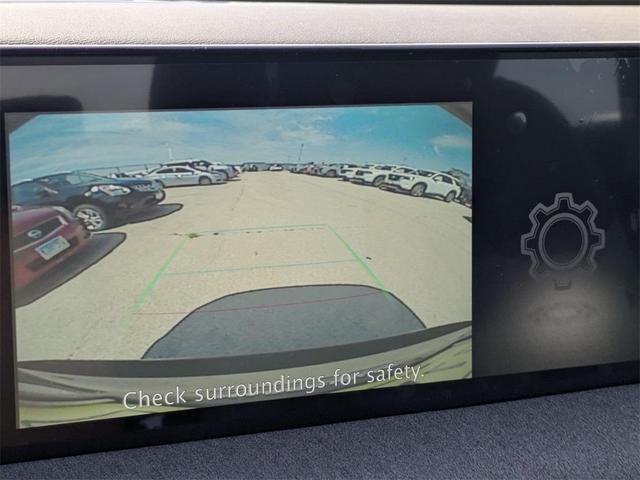 Photo of 2025 Canyon Bronze M Nissan Kicks