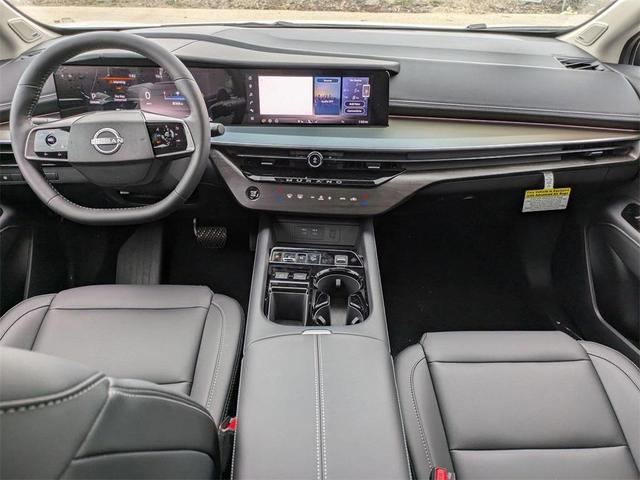 Photo of 2025 Everest White P Nissan Murano