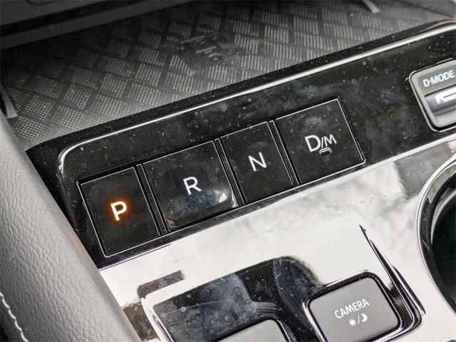 Photo of 2025 Everest White P Nissan Murano