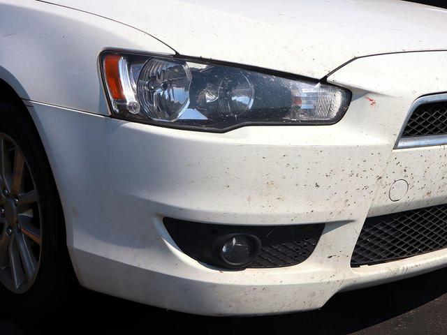 Photo of 2015 Wicked White Metallic Mitsubishi Lancer