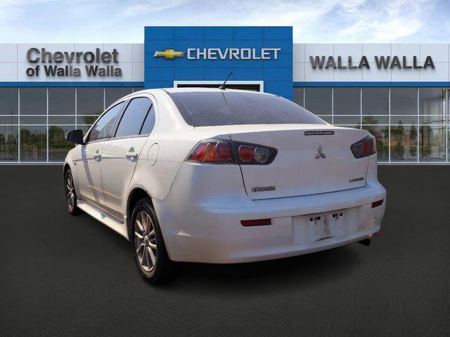Photo of 2015 Wicked White Metallic Mitsubishi Lancer