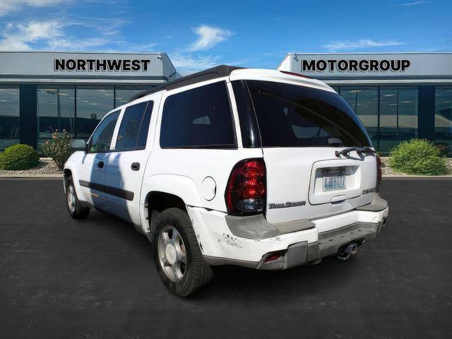 Photo of 2004 Summit White Chevrolet TrailBlazer EXT
