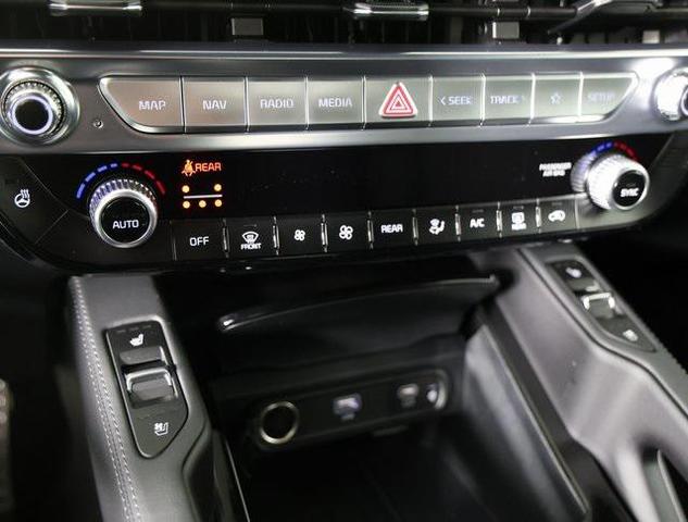 Photo of 2025 Ebony Black Kia Telluride
