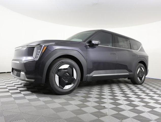 Photo of 2026 Panthera Metal Kia EV9