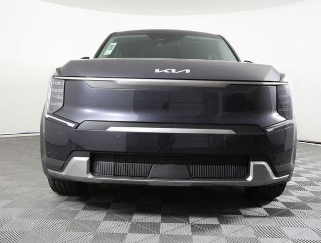 Photo of 2026 Panthera Metal Kia EV9