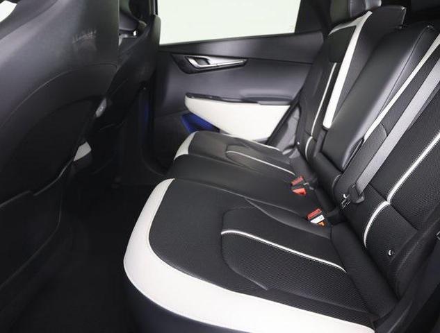 Photo of 2025 Glacier White Pearl Kia EV6