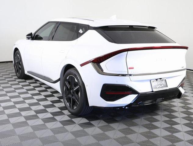 Photo of 2025 Glacier White Pearl Kia EV6