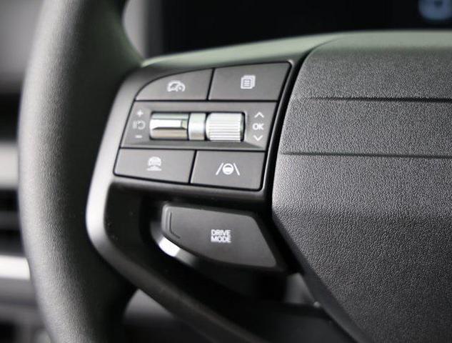 Photo of 2025 Snow White Pearl Kia K4