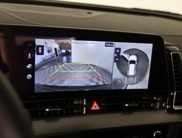 Photo of 2025 Snow White Pearl Kia Sportage Hybrid
