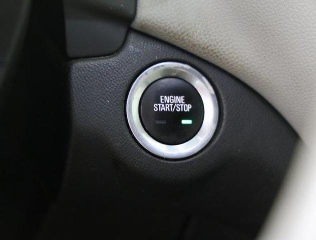 Photo of 2020 Mosaic Black Metallic Chevrolet Equinox