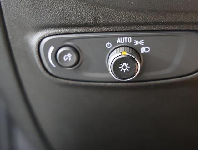 Photo of 2020 Mosaic Black Metallic Chevrolet Equinox